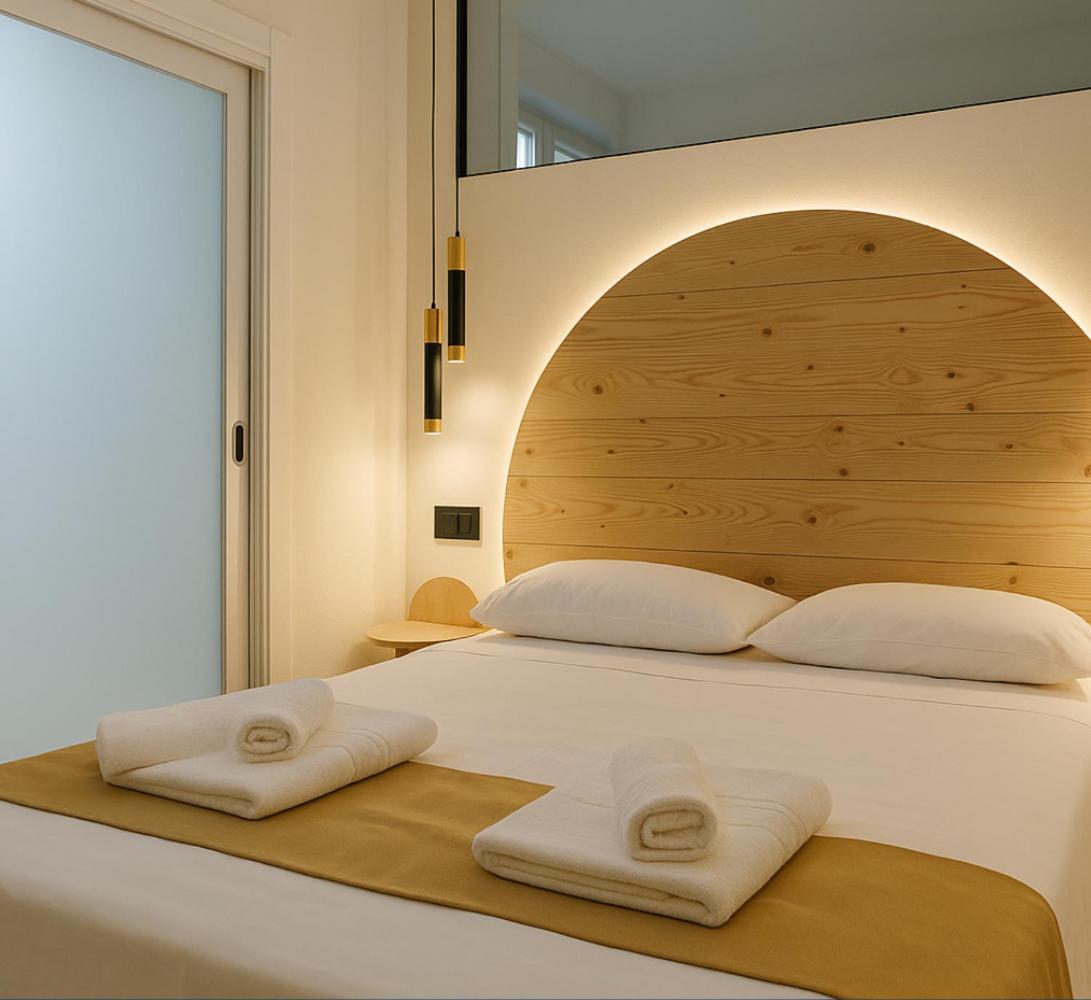Zelun Suite Torremolinos Center Kültér fotó